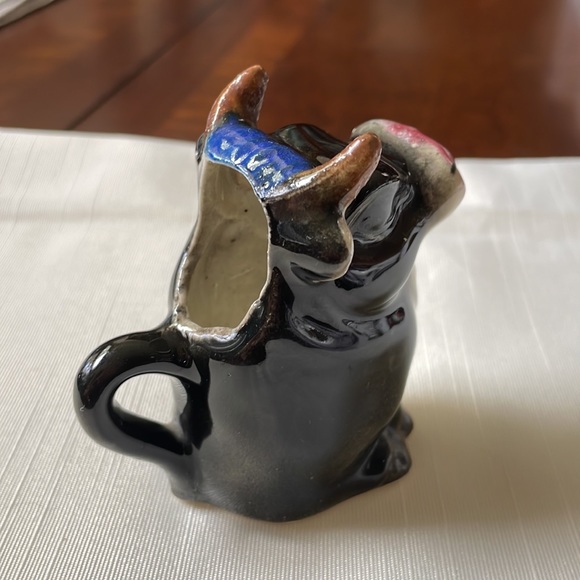 Vintage Made in Japan glazed porcelain bisque small Cow or Bull Creamer - Picture 3 of 6